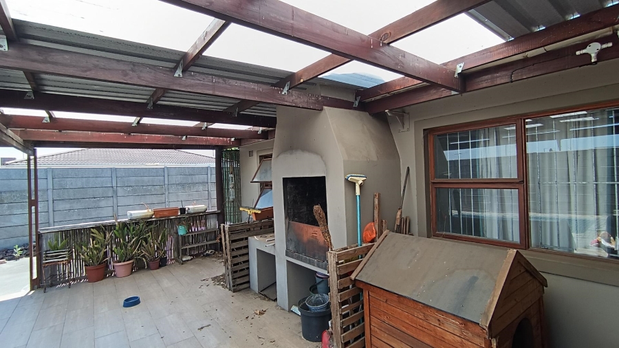 3 Bedroom Property for Sale in Joostenberg Western Cape